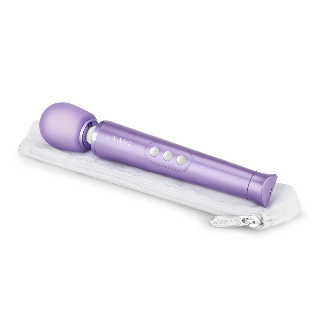 Le Wand Petite Rechargeable Wand Massager - Violet